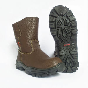 Sepatu Safety Boots  Keselamatan Kerja Pabrik & Industri Sepatu Berkualitas Harga Terjangkau Merk SKN