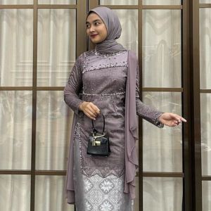 Baju Kebaya Wisuda Modern Wanita Kebaya Tunik Lamaran Tunangan Nikahan Terbaru