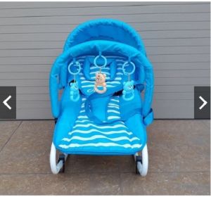 Ghế rung ghế nhún ăn bột trẻ em - Có bảo hiểm + đồ chơi + điều chỉnh nằm ngồi