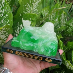 Tượng phật ngọc di lặc đá phong thủy có ngăn nước hoa gắn taplo ô tô để bàn làm việc loại đẹp phụ kiện ô tô