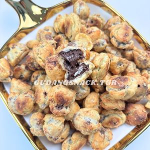 Cemilan Soes Cokelat Isian Lumer Cemilan Renyah Cokelat - 250gr