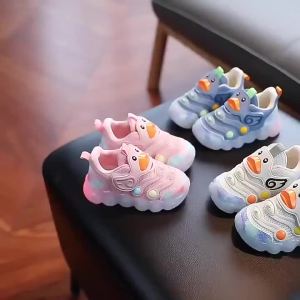 Giày Thể Thao Đế Mềm Có Đèn Led Phong Cách Hàn Quốc Cho Bé Trai Và Bé Gái