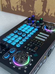 Soundcard C1000 Hiện Đại - Nguồn 48V Chuyên Thu Âm Hát Karaoke Livetream. Mọi lúc mọi nơi nhờ tính năng Bluetooth của ứng dụng. Du lịch ngoài trời một cách dễ dàng.