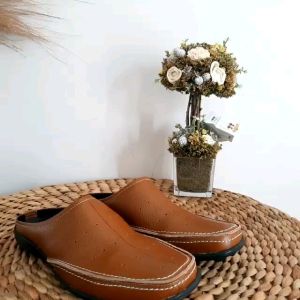 Sendal Sepatu Tutong Kulit Sapi Pria.(Garansi 100% uang kembali jika sendal bukan kulit)