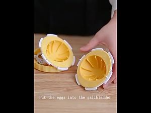 Portable Throw Egg Scrambler Golden Egg Yolk Shaker Mixer Scramble Eggs Whisk Inside Kitchen Cooking Tool