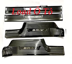Ốp Bậc Cửa Nẹp Bước Chân Loại 1 Titan Xe Honda BRV 2023-24 Mẫu Vân Titan Hàng Loại 1 Chữ Bóng Gương Cao Cấp