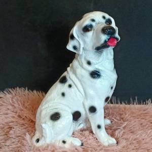 ตุ้กกระตาหมาหน้ารักสินค้าตกแต่งบ้านงานจัดสวนเป็นงานหล่อปูนสีขาวรายจุดสวยงามเป็นของขวัญฝากเพื่อนและอื่นๆ