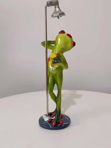 New European Long Leg Frog Statue Creative Shower Frog Lady Figurine Resin Crafts Modern Indoor Home Desktop Bathroom Decoration