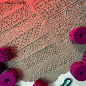 WP💓💛💖 Multifunctional Clay Stamp Roller Renaissance Pattern Ceramic Texture Wheel for Pottery Embossing Craft Home DIY Tool