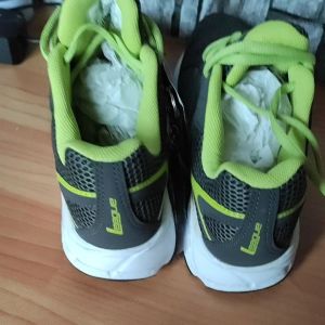 sepatu kets olahraga ori dijamin