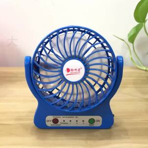 【 Quick Shipping 】 Small Fan Mini Silent USB Charging Large Wind Portable Student Dormitory Desktop Electric Fan Small