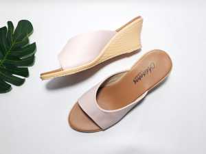Sendal Wedges Sandal Hak Wanita Selop Slop Kekinian Terbaru Sandal Kulit Wanita Adibahaq Maudy S5/S7