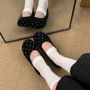 Free Shipping 2026 New Velvet Polka Dot Bow Ballet Flats For Women Featuring A Soft Sole Comfortable Design Shallow Toe And Round Toe Perfect For Fashionable Wear