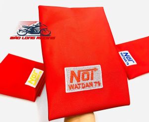 Da Yên Thái chữ NOI da Đỏ gắn nhiều loại xe máy Vân 3D co giãn Siêu Tốt Siêu Bền