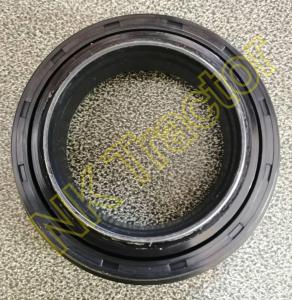 ซีลล้อหน้า L2808 / L3408 / L3608 / L4018 / L4508 / L4708 / L3008 / L3208 / L3218 คูโบต้า (BQ4504F) (Kubota) (ซีลกันน้ำมัน ซีลดุมล้อหน้า ซีลเพลาล้อหน้า ซีลกันน้ำมันล้อหน้า)