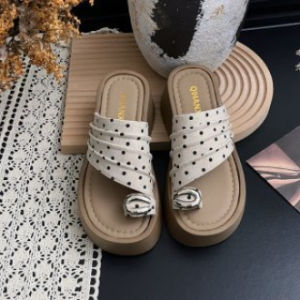Free Shipping Retro Pleated Slip-On Sandals For Women Summer Outdoor Wear High-End Style 2026 New Thick-Soled Wedge Casual Sandals