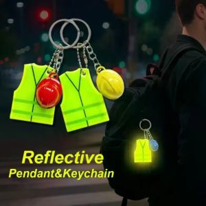 STYLETENK Safety Helmet Shape Reflective Keychain Reflective Design Creative Vest Shape Vest Shaped Keychain Fashionable Night Travel Decor Helmet Shaped Keychain For Night Sports