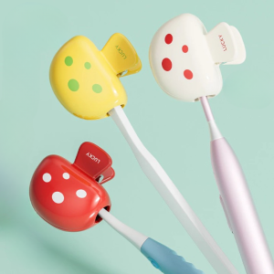 sn.250 (random color) Toothbrush protective cover portable travel toothbrush protective cap/dustproof/thickened ABS material