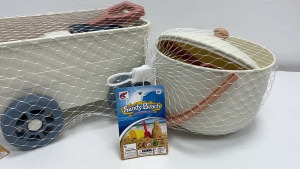 Vibrant 6/8 Pieces Sand Play Set for Kids Lightweight and Portable Beach and Backyard Gadgets Fun Play