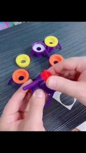 Bottle Cap Stand Kit Plastic Bottle Holder Useful Shampoo Squeezing Bracket Leak-proof Cover Inverted Stand Caps 6pcs