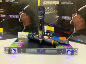 Micro không dây Shure UGX30 Plus - micro không dây Cảm biến gia tốc tự ngắt tụ to chống hú bắt sóng khỏe xa 150M lọc âm tốt chống hú tốt