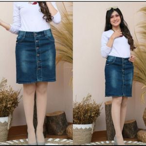 Rok Jeans Span Pendek Rok Wanita Jumbo Avi Rok Mini Kancing Hidup Rok Jeans Strecth Terbaru