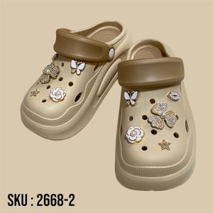 พร้อมส่ง รองเท้าหัวโต รองเท้าผู้หญิง เบา ส้นหนา ใส่สบาย น่ารัก ตกแต่งดอกไม้ รุ่น 2668-2