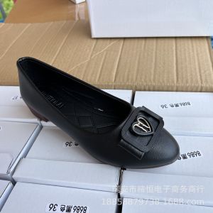 Free Shipping Spring And Autumn Season WomenS Shoes Mid-Aged And Elderly WomenS Fashion Casual Shoes Mid-Heel Soft-Soled Chunky-Heeled Leather Shoes