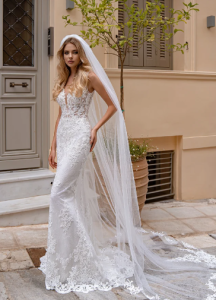 Mermaid wedding dress 605 V-neck wedding dress Bridal gown Cathedral wedding dress Sleeveless wedding dressLace wedding dress