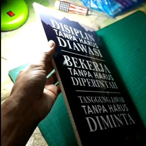 Hiasan Dinding Motivasi Wall Decor Poster Kayu Dekorasi Kantor Ruang Kerja