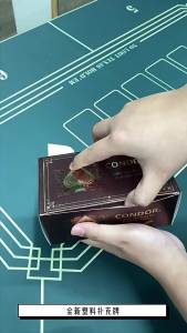 ไพ่พลาสติกคุณภาพสูง สองด้าน พลาสติกเคลือบด้าน PVC ไพ่ที่ทนทานต่อการสึกหรอ ป้องกันการพับ และซักได้ สำหรับกิจกรรมพิเศษ