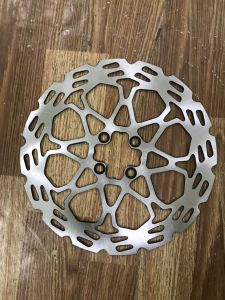 ĐĨA THẮNG-PHANH TRƯỚC 290MM-4 LỖ CHO ĐÙM SUZUKI RAIDER SATRIA VÀ SAU 190MM-3 LỖ CHO ĐÙM MÂM VÀ ĐÙM SU