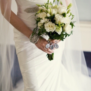 Bó hoa cưới quyến rũ hoa cô dâu ảnh quyến rũ ren Mặt dây chuyền cho cô dâu bầu dục tưởng niệm thiên thần đồ trang trí ảnh trang trí tiệc