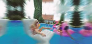 《501》 ชุดว่ายน้ำเด็กใหม่พร้อมแขนเสื้อ เสื้อชูชีพ วงแหวนว่ายน้ำ เสื้อชูชีพ ทุ่นลอยน้ำสำหรับเด็กเล็ก