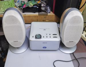 Speaker Bluetooth Sony Speaker Full Bass Sony / Mini Speaker Sony Compo Sony HCD-CQ1