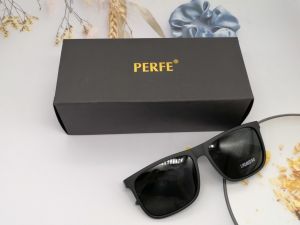 **มาแรง** แว่นตากันแดด แว่นตาแฟชั่น ของแท้ ทรงสวย เลนส์ Polarized ตัดแสงได้ดี พร้อมของแถม สินค้าพร้อมส่งในไทย รุ่น-P0040