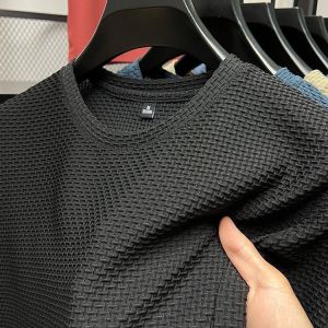 Mens T-shirt Korean Fashion Ice Silk Breathable Short Sleeve T-shirts Loose O Neck Elasticity Tops