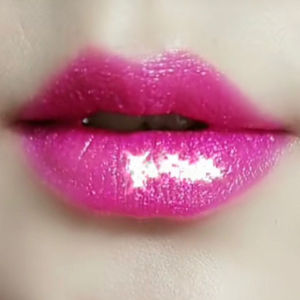 Pearlescent Glitter Lipstick Moisturizing Lipstick Long Lasting Non-Stick Cup Women Girls Cosmetic Tool Moisturizing Finishing Lipstick Waterproof Moisturizing Lip Gloss Lipstick For Women Pearly Glitter Lipstick