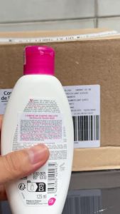 Gel Vệ Sinh Bé Gái Corine de Farme BIO Organic 125 ml Dịu Nhẹ Không Hương Liệu Cho Bé Từ 2 Tuổi Pháp - Làm sạch nhẹ nhàng vùng nhạy cảm  Hỗ trợ làm dịu cảm giác khó chịu  Không hương liệu  98% tổng thành phần có nguồn gốc tự nhiên