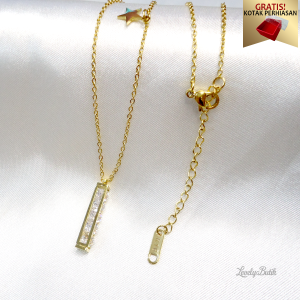 Kalung Titanium Anti Karat Jenif3r Model Kristal Style korean Kekinian - Lovelybutik