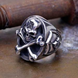 Cincin Retro Desain Bajak Laut / The Pirates Symbol Adjustable