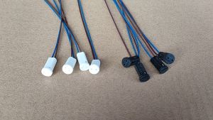(แพ็ค 1 / 10 / 50 ชิ้น) ขั้วรับหลอดไฟ G4 พร้อมสายไฟ ยาว 20 CM  3A 12-220V ใช้ได้ทั้งหลอดฮาโลเจน LED Mr.11