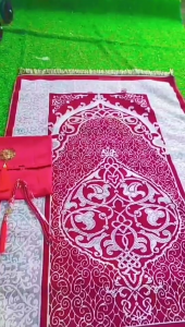 Elegant Prayer Carpet Praying Mat Pack With Beads 3PCS For Men Women Great Gift For Religious Holiday Worshiping Rug