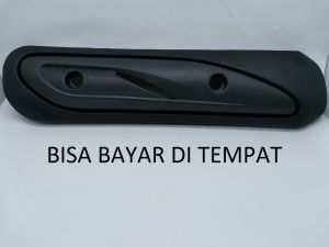 Tutup Cover Pelindung Knalpot Motor Honda VARIO KARBU
