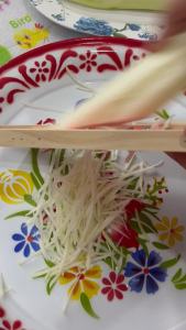 A0015/RATHAND ที่ไสมะละกอ 4 มิล ที่ขูดมะละกอ รุ่นใหม่ ใบมีดไม่เป็นสนิม ด้ามไม้จับถนัดมือ ไสเร็ว เส้นสวย ลูกค้าชอบ ใบมีดคมจริงไม่ต้องลุ้น