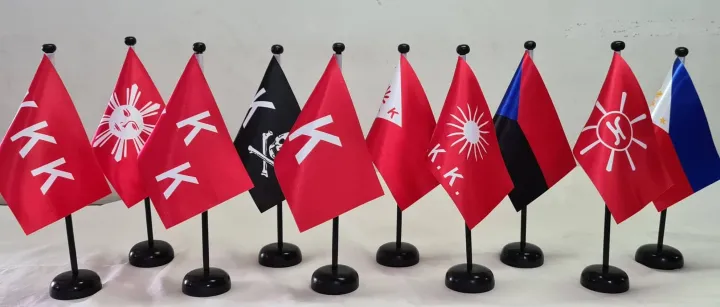 Evolution of the Philippine Flag Table Top Set