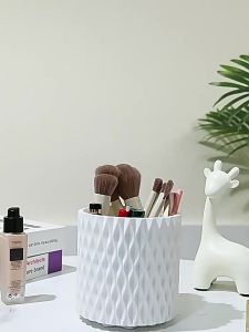 Makeup Brush Storage Box Rotating Large Capacity Cosmetics Storage Box Desktop Mouth Red Eye Shadow Storage Rack