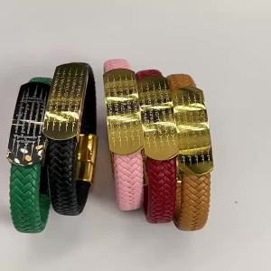 Gửi hàng từ Trung Quốc [2025] Vòng tay da thần tài bằng thép titan năm chiều mới vòng tay chữ thời trang dây tóc vòng tay nam hộp da dây tóc khóa từ 042