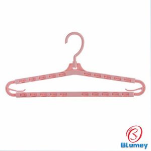 Blumey ไม้เเขวนเสื้อ ไม้แขวนเสื้อ ปรับ ยืด หด ได้ ไม้แขวนผ้าพลาสติก hanger