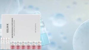 Bộ sản phẩm serum vi kim 02mm gồm 6 lọ chứa collagen và axit hyaluronic giúp làm săn chắc da mịn màng giảm nếp nhăn kèm theo dụng cụ lăn mặt bộ sản phẩm chăm sóc sắc đẹp tại nhà.